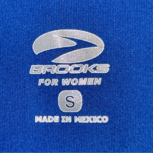 Brooks Full Zip Up Hoodie Women’s Size Small - Picture 9 of 10